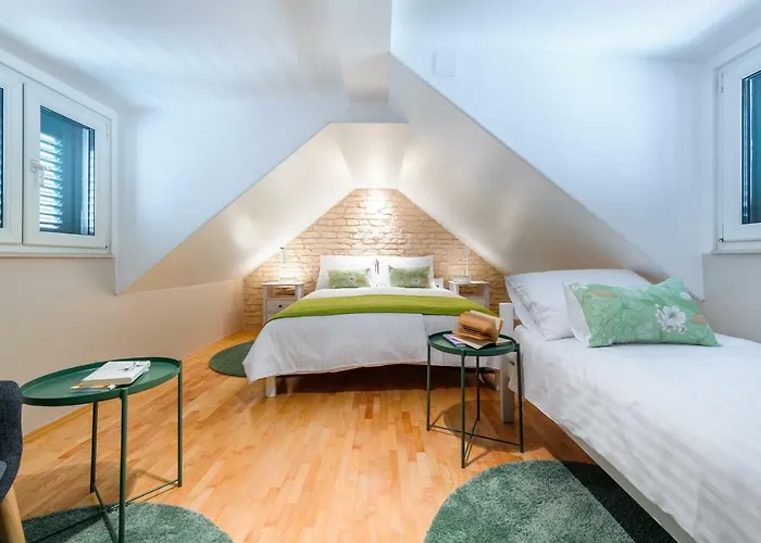 Apartments Villa Mak